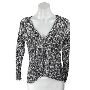 Guess Women's Black White Knit Long Sleeve V Neck T Shirt Sweater Top Size XS